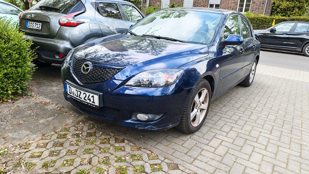 Mazda 3 85.000 km 4.500 &euro; Düsseldorf 40468