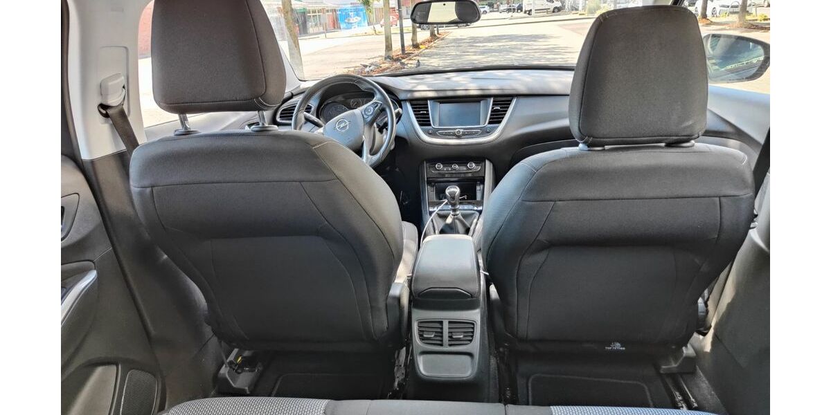 Opel Grandland (X) 69.500 km 13.300 &euro; Düsseldorf 40472