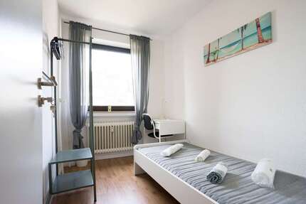 Zimmer Düsseldorf Wersten - 449&euro; | Angebot:26897360