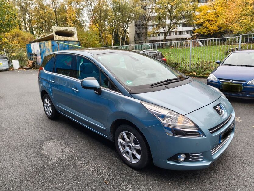 Peugeot 5008 118.000 km 6.500 € Ratingen 40883
