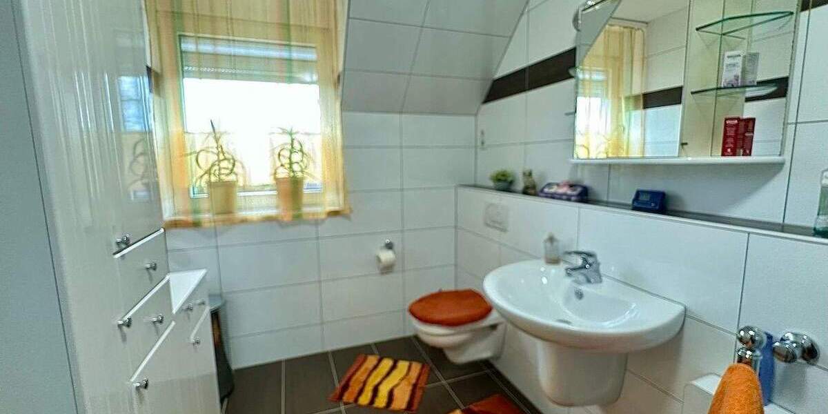 Doppelhaushälfte Neuss Erfttal - 5 Zimmer, 103 m&sup2;, 519.000&euro; | Angebot:25627461