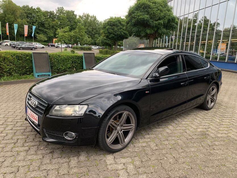Audi A5 221.000 km 8.999 € Bergisch Gladbach 51465