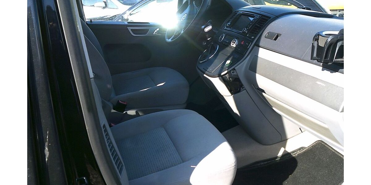 VW T5 Transporter 278.800 km 7.700 &euro; Grevenbroich 41516