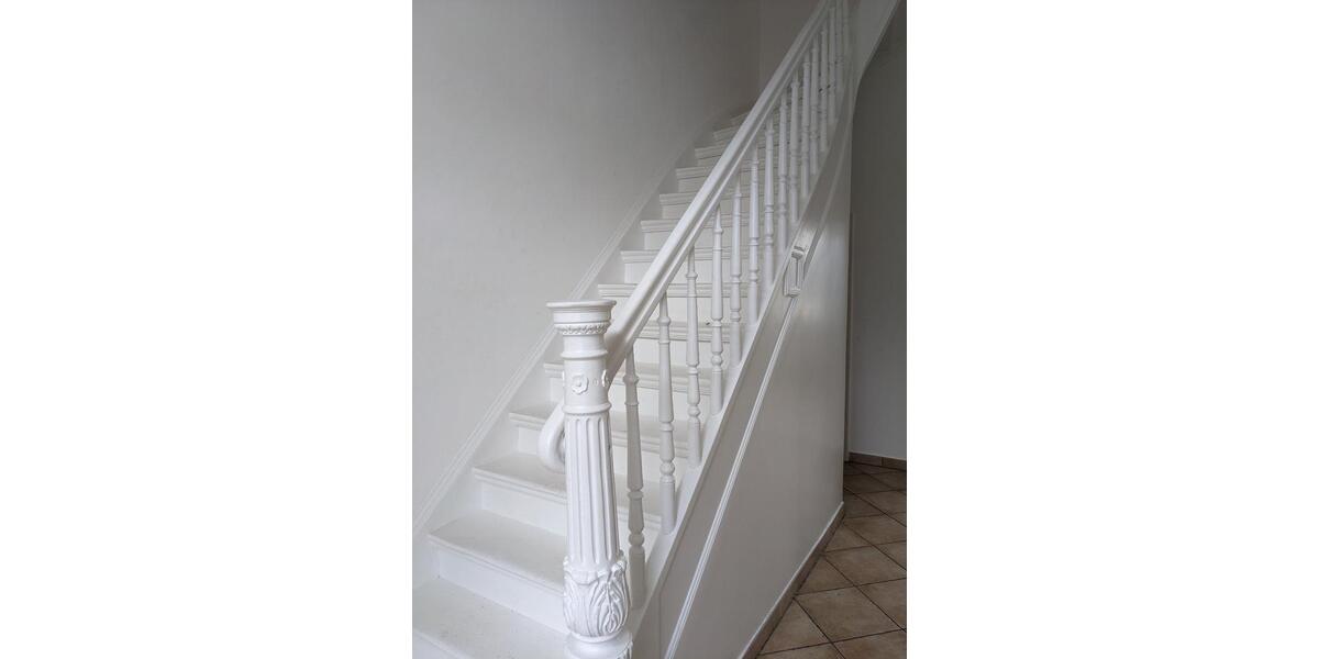 Doppelhaushälfte Solingen - 8 Zimmer, 150 m&sup2;, 1.821&euro; | Angebot:26314332