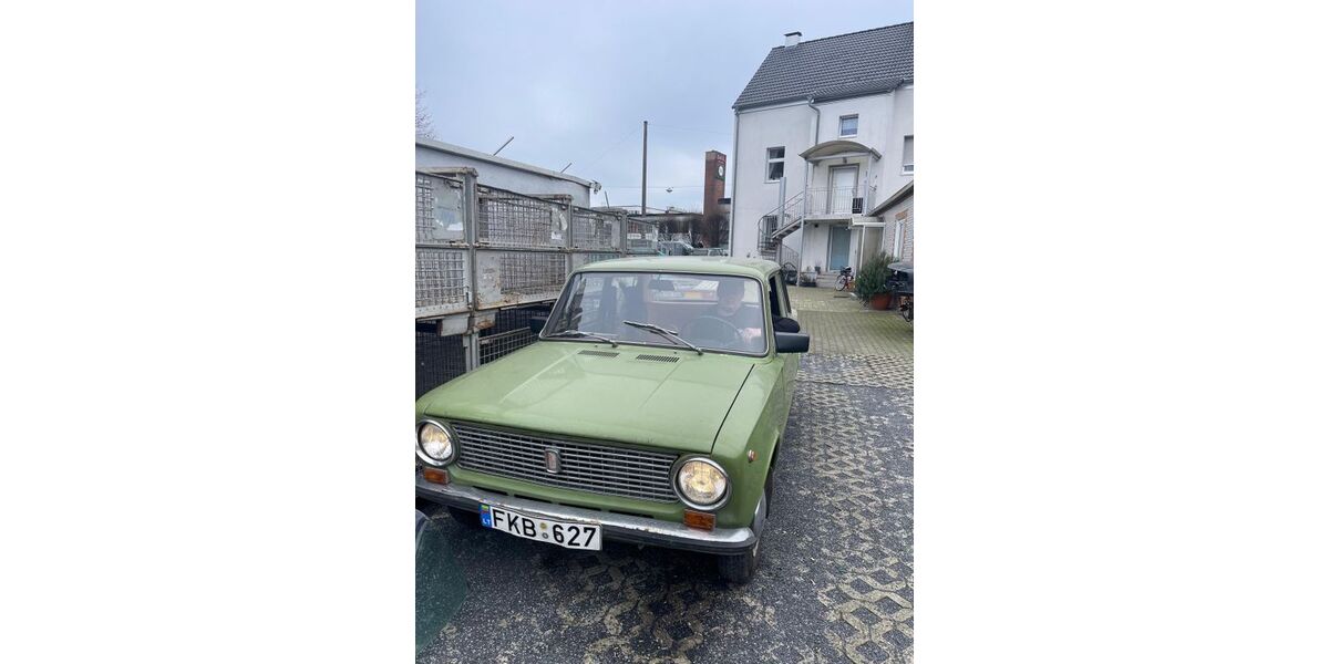 Lada Andere 99.000 km 1.600 € Langenfeld 40764
