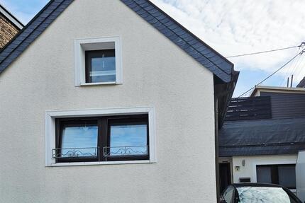 Haus Niederkassel - 3 Zimmer, 84 m&sup2;, 349.000&euro; | Angebot:27535000