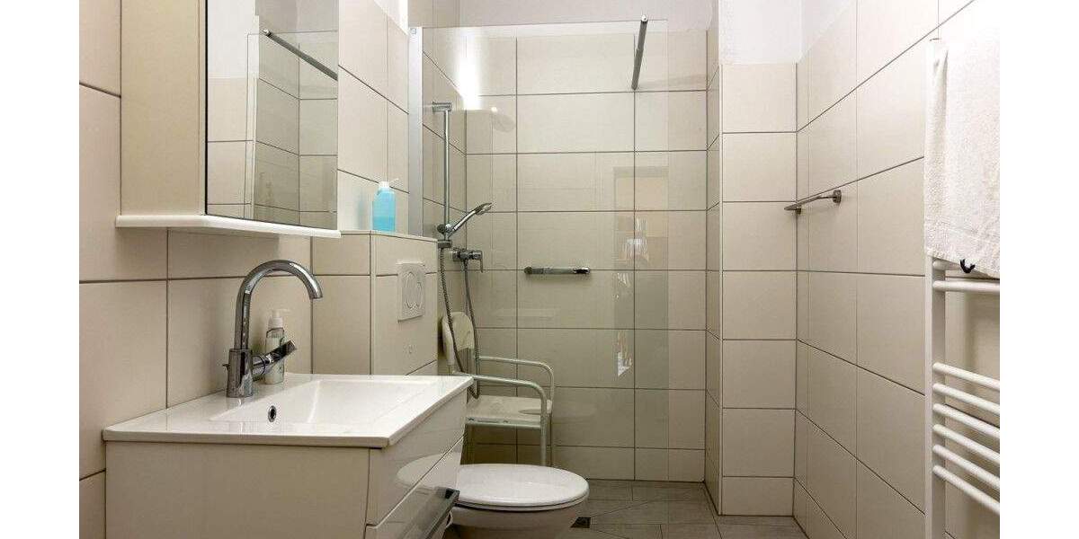 Mehrgenerationen-Familien-Haus in Bestlage 1 zimmer