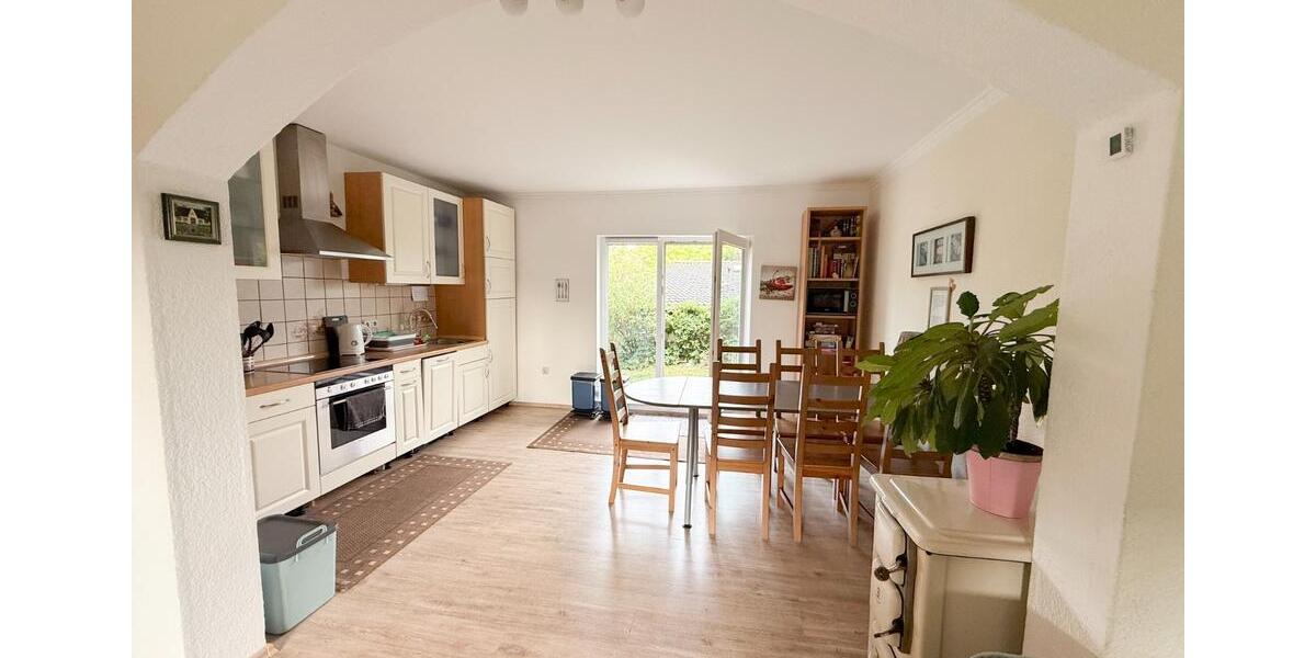 Doppelhaushälfte mit großem Garten und viel Nutzfläche 6 zimmer