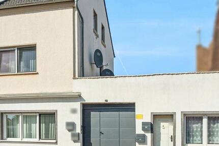 Haus Troisdorf Altenrath - 9 Zimmer, 200 m&sup2;, 549.000&euro; | Angebot:26628991