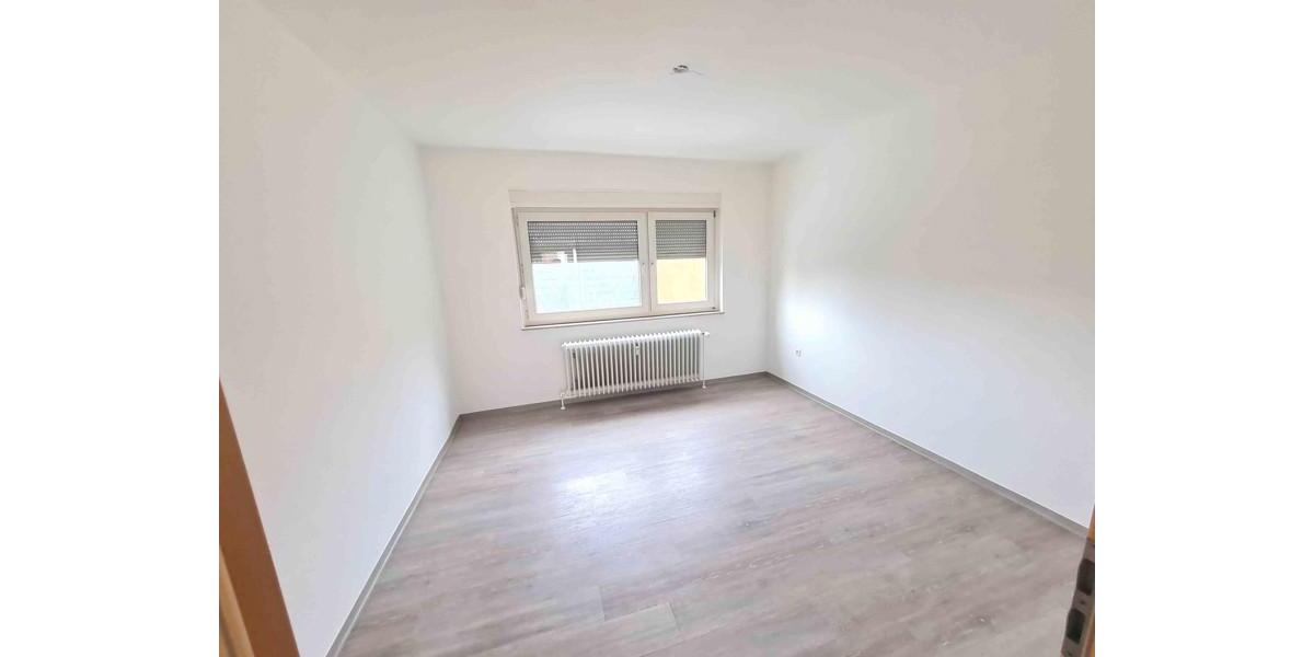 Ab sofort: Wohnen in einer ruhigen Seitenstraße - schicke Wohnung mit moderner Ausstattung 3 zimmer