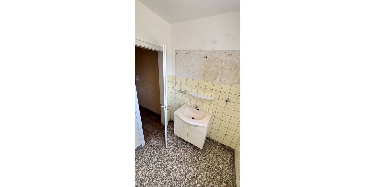Etagenwohnung Düsseldorf Lörick - 4 Zimmer, 93 m&sup2;, 444.400&euro; | Angebot:26768924