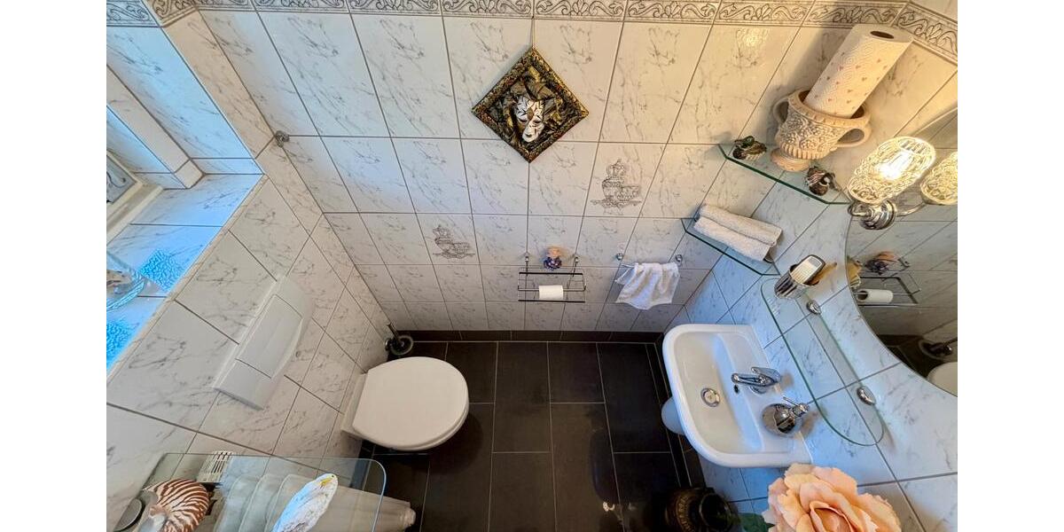Reihenhaus Niederkassel - 5.5 Zimmer, 135 m&sup2;, 430.000&euro; | Angebot:27094947