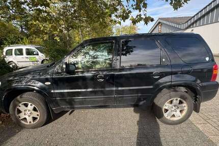 Ford Maverick 244.000 km 2.200 &euro; Neuss 41469