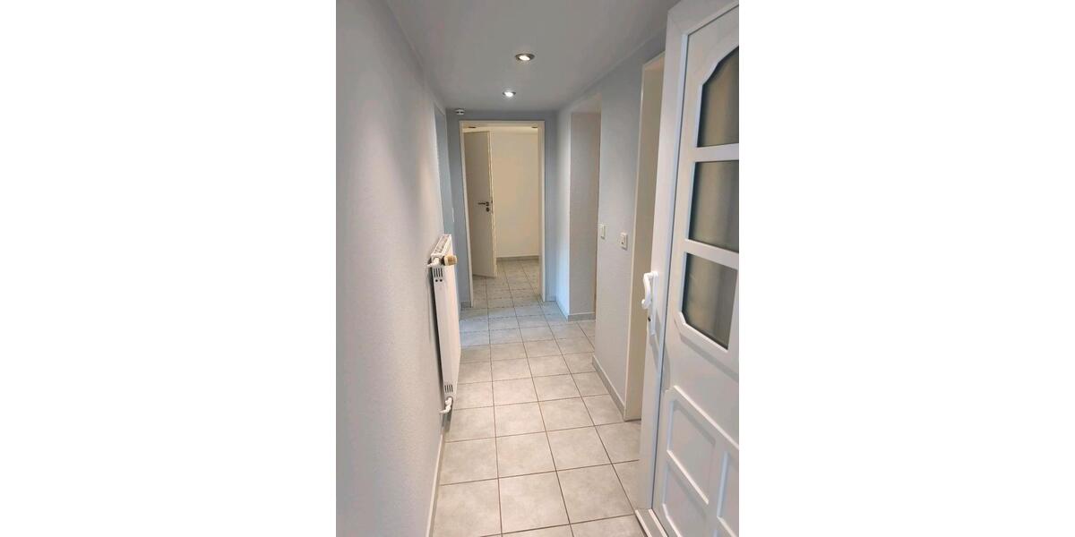 Erdgeschoßwohnung Troisdorf - 3 Zimmer, 63 m&sup2;, 750&euro; | Angebot:24896216