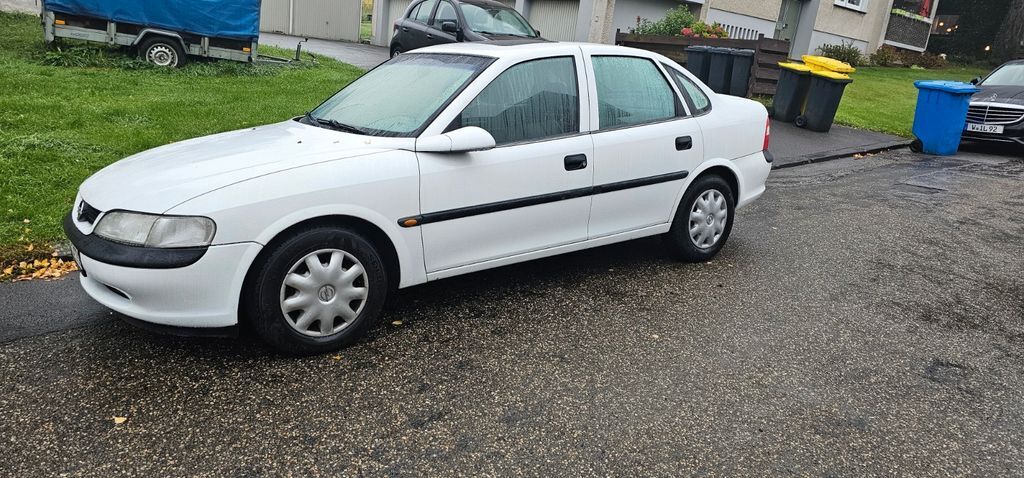 Opel Vectra 85.300 km 4.650 € Solingen 42699