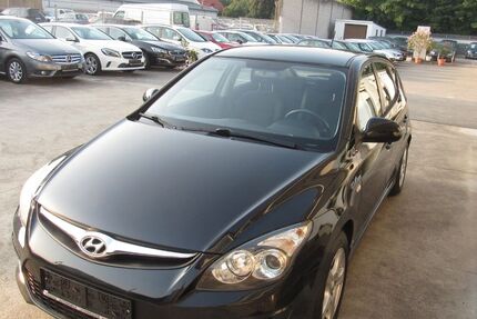 Hyundai i30 175.500 km 2.990 &euro; Leverkusen 51371