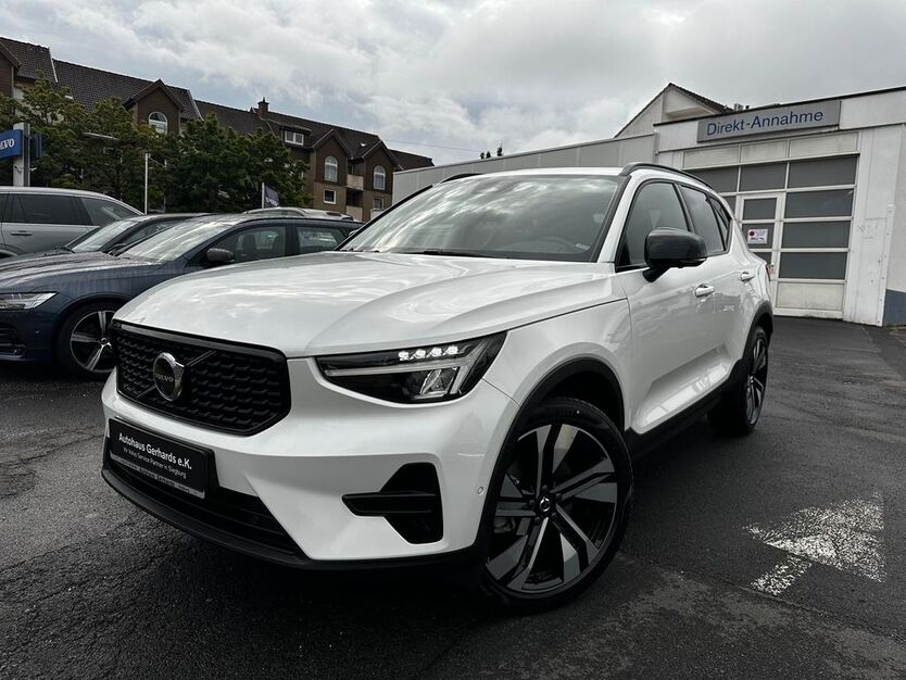 Volvo XC40 15.729 km 38.388 € Siegburg 53721