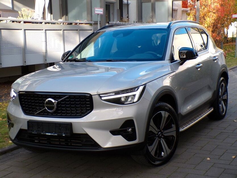 Volvo XC40 33.000 km 31.840 € Düsseldorf 40468