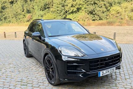 Porsche Cayenne 25.000 km 125.000 &euro; Düsseldorf 40593