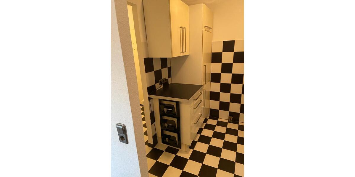 Etagenwohnung Köln Kalk - 2 Zimmer, 37 m&sup2;, 170.000&euro; | Angebot:25408301