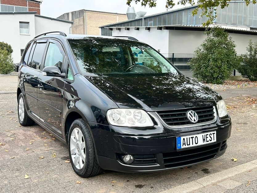 VW Touran 193.562 km 2.790 € Hilden 40721