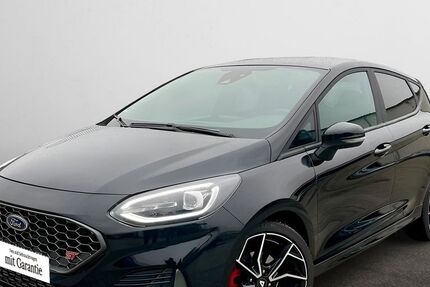 Ford Fiesta 30.058 km 24.999 &euro; Köln 50829