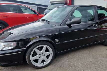 Saab 900