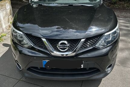 Nissan Qashqai 87.200 km 10.400 &euro; Bergisch Gladbach 51467
