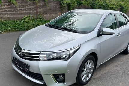 Toyota Corolla 57.000 km 10.400 &euro; Köln 50739