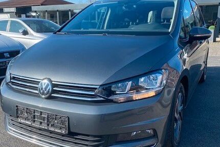 VW Touran 110.700 km 18.900 &euro; Köln 50677