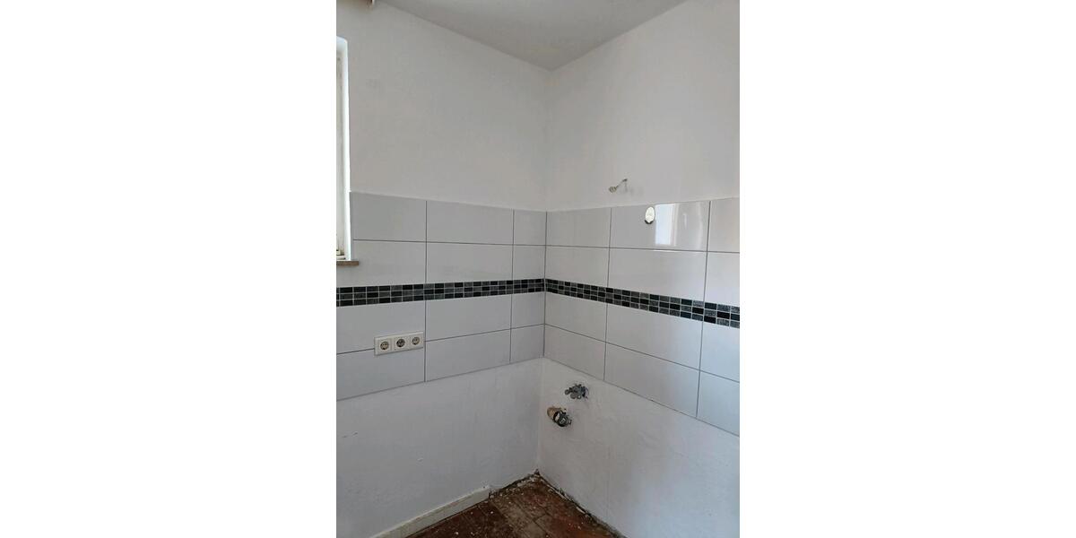 Erdgeschoßwohnung Solingen Mitte - 2 Zimmer, 45 m&sup2;, 570&euro; | Angebot:25343073