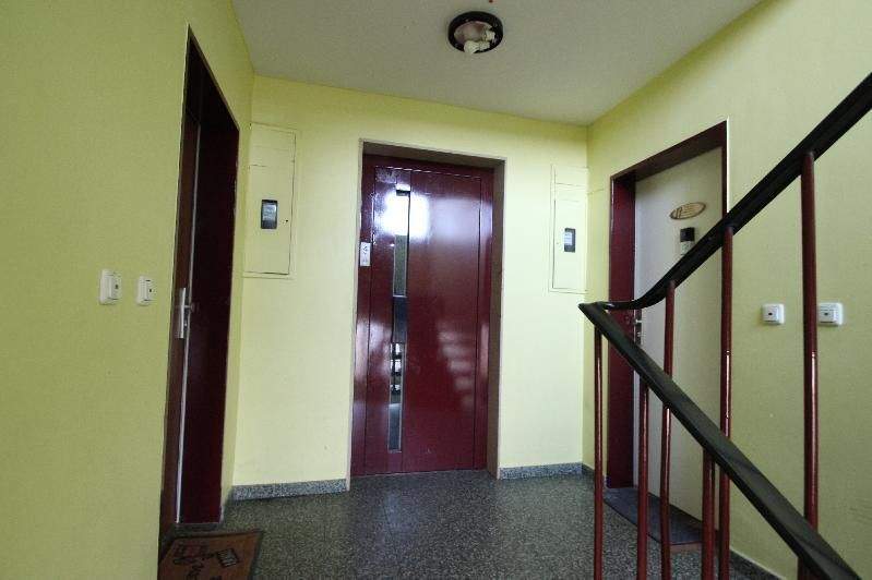 Etagenwohnung Niederkassel Lülsdorf - 3 Zimmer, 73 m&sup2;, 88.000&euro; | Angebot:25358132