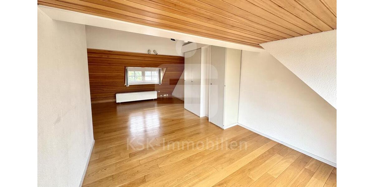 Charmante Maisonette-Wohnung mit Einbauküche in Bergheim-Mitte. 2 zimmer