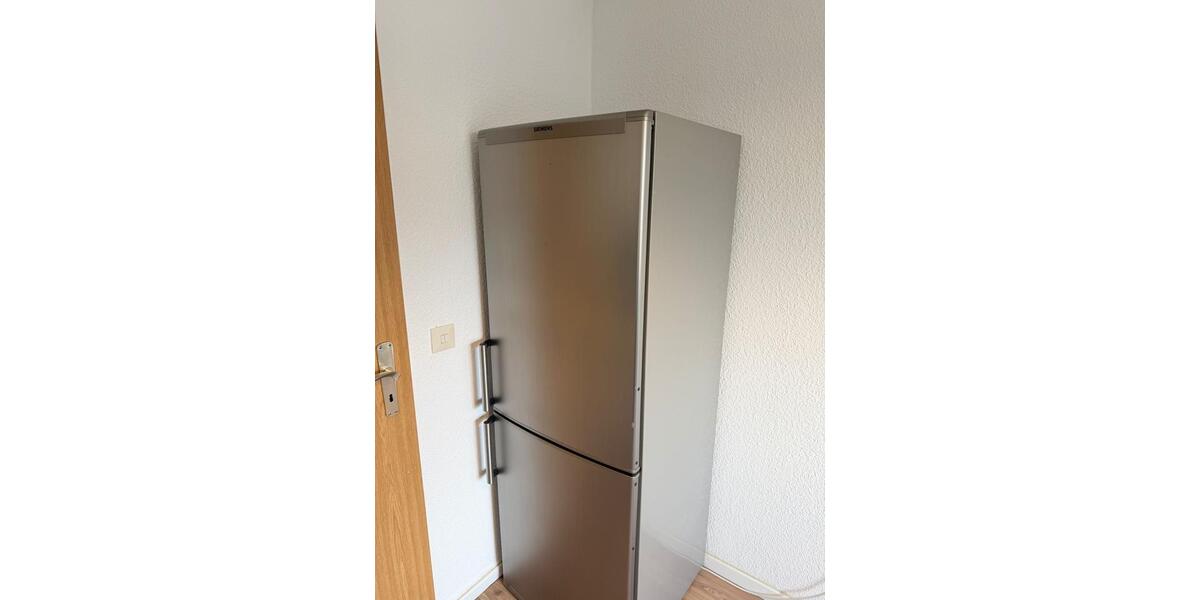 Dachgeschoßwohnung Düsseldorf Stadtbezirk 9 - 2 Zimmer, 51 m&sup2;, 880&euro; | Angebot:26255962