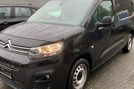 Citroen Berlingo 144.500 km 11.950 &euro; Bergisch Gladbach 51465