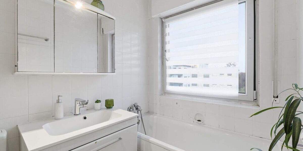 Komfortables Zuhause: 4 Zimmer, Balkon & viel Licht 4 zimmer