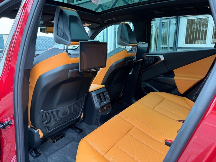 BMW X3 4.044 km 67.850 € Köln 50739