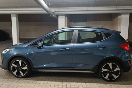 Ford Fiesta 61.000 km 12.800 &euro; Bergisch Gladbach 51465
