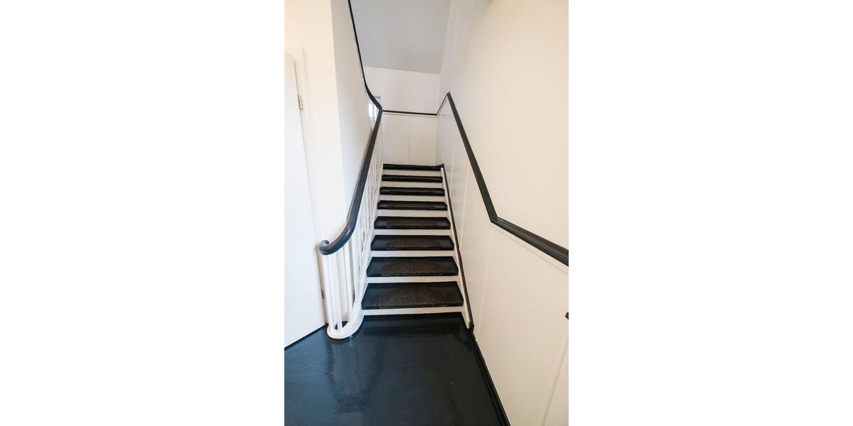 Großzügige 2-Zimmer-Maisonette (77 m²) mit Dachterrasse frisch zimmer