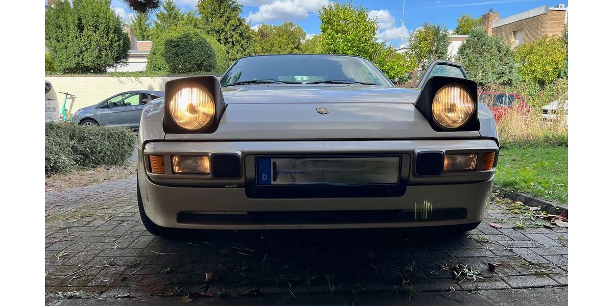 Porsche 944 282.992 km 9.900 &euro; Köln 50999