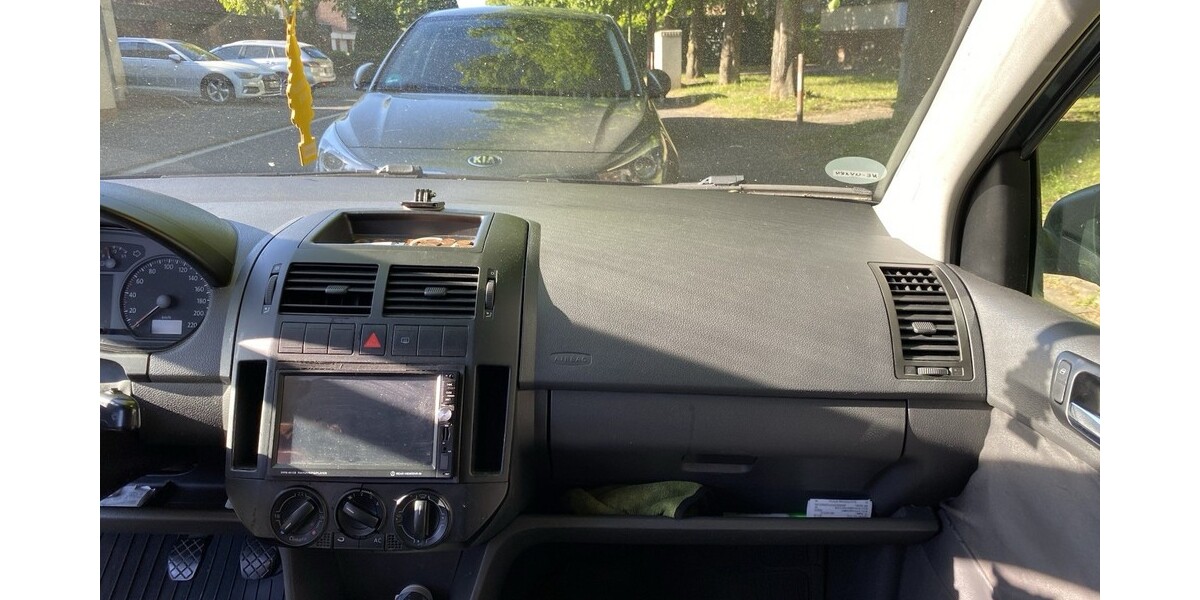 VW Polo 270.000 km 1.900 &euro; Neuss 41460