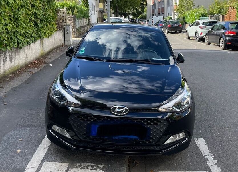 i20