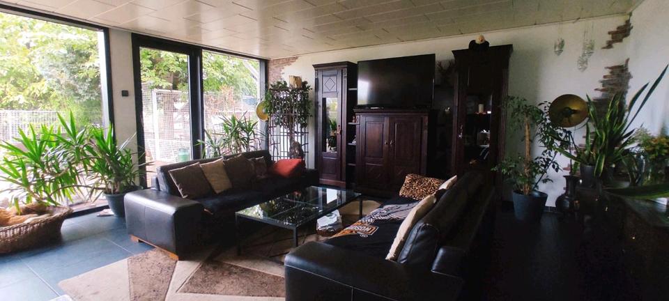 Einfamilienhaus mit Einliegerwohnung zimmer