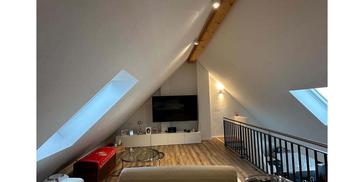 Dachgeschoßwohnung Hürth - 3 Zimmer, 103 m&sup2;, 1.580&euro; | Angebot:24619388