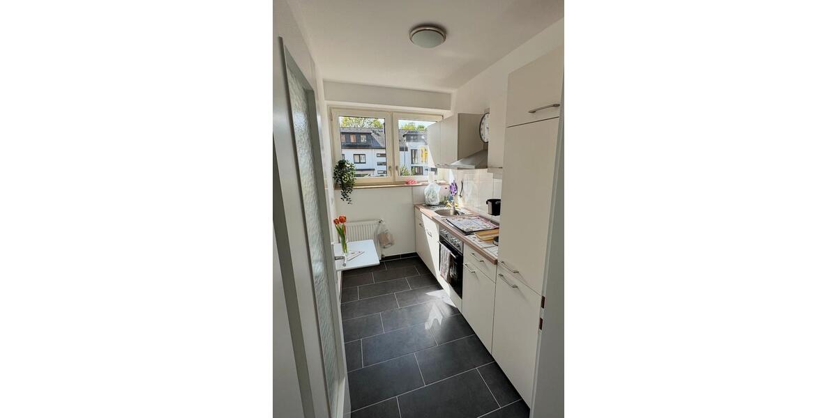 Helle freundliche 1,5 Zi. Mietwohnung im Büttgener Zentrum 1.5 zimmer