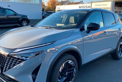 Nissan Qashqai 22.500 km 30.490 € Troisdorf 53840