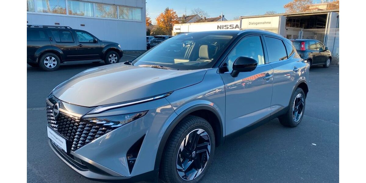 Nissan Qashqai 22.500 km 30.490 € Troisdorf 53840