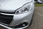 Peugeot 208 1.2 PURE TECH ALLURE KLIMAPDC SHZ SPORT LMF 98.599 km 7.704 &euro; Köln 50858