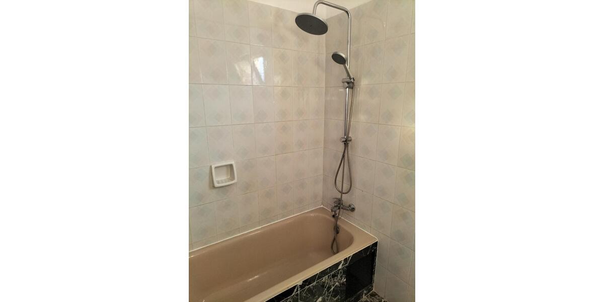 Etagenwohnung Erkrath - 2 Zimmer, 71 m&sup2;, 75.000&euro; | Angebot:26398025