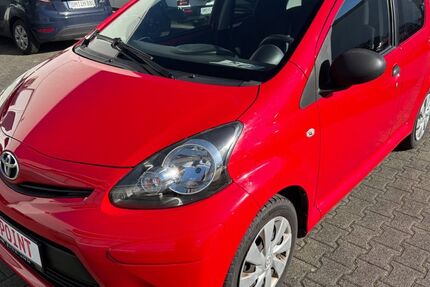 Toyota Aygo (X) 140.000 km 3.650 &euro; Brühl 50321